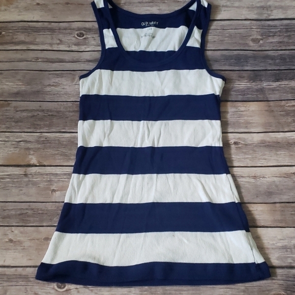 Old Navy set of 3 various color tank tops - Picture 4 of 11